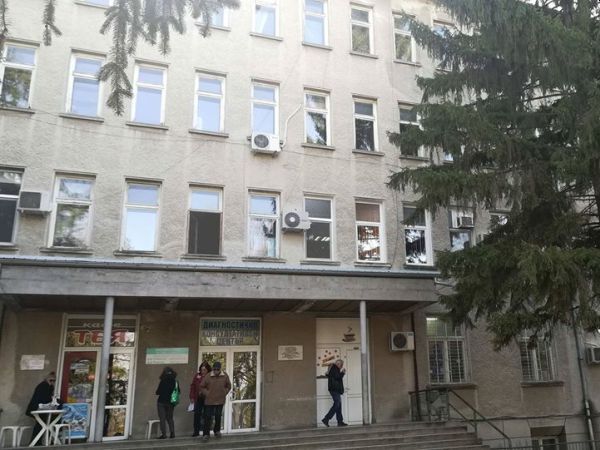 Горнооряховската болница бори кадровата криза с плащане следването на студенти