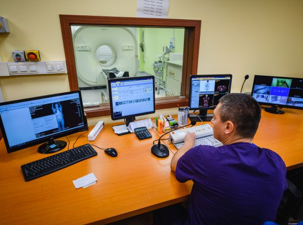 Рекорден брой пациенти са преминали през ПЕТ скенера в УМБАЛ “Св. Марина” 