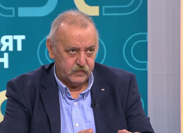 Проф. Кантарджиев: Грипът ще дойде през ноември, а епидемичното му разпространение - през декември